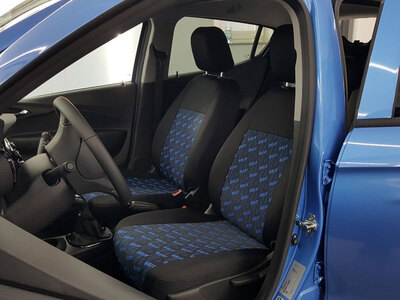 Opel Karl Ravenna blau vorne